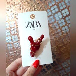 NWT Zara Faux Coral Statement Ring